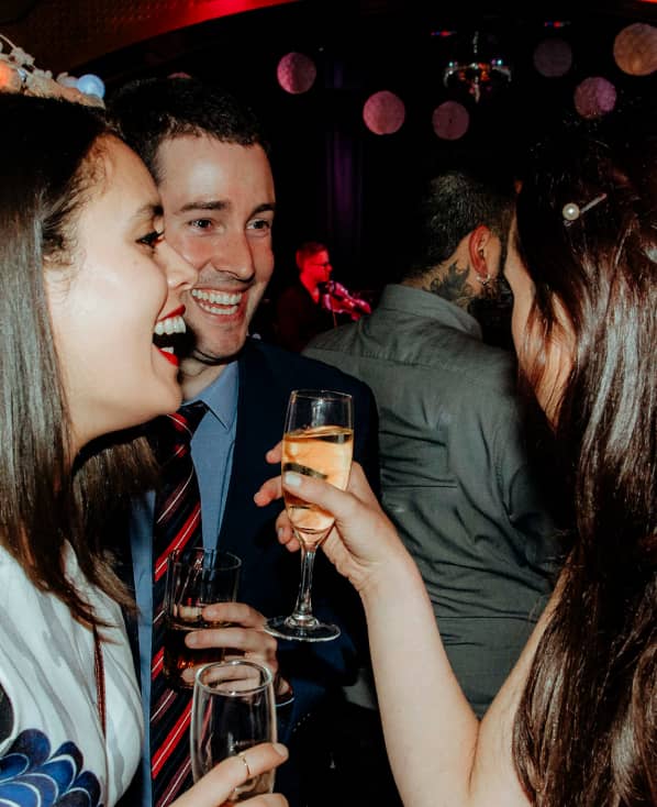 cheers-champagne-with-friends-the-toff